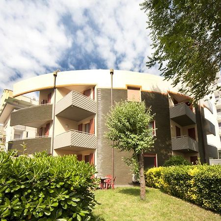 Aris Residence Riccione Extérieur photo